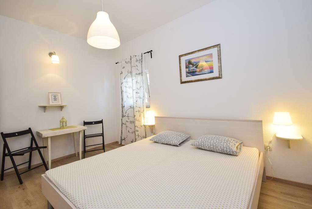 Amadrian Apartments Šibenik Eksteriør bilde