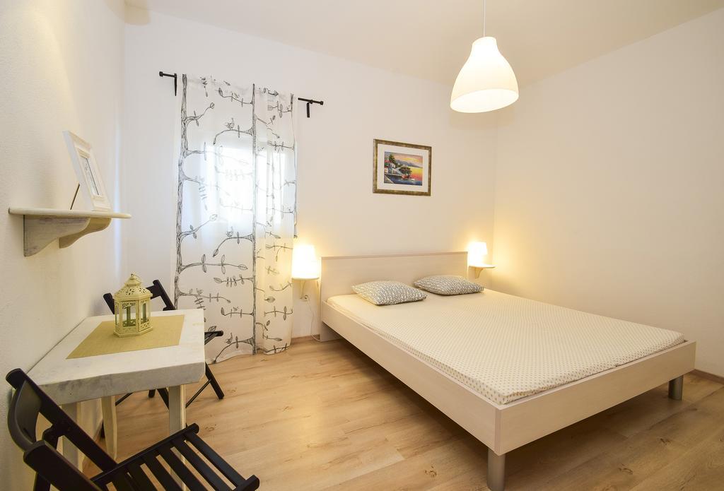 Amadrian Apartments Šibenik Eksteriør bilde