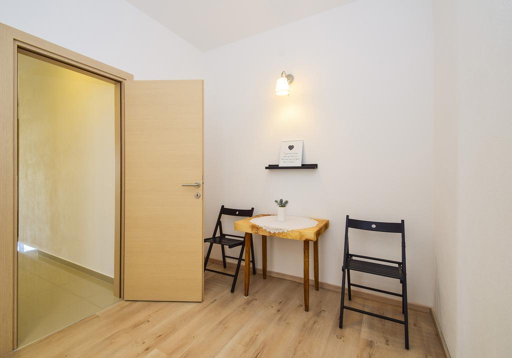 Amadrian Apartments Šibenik Eksteriør bilde