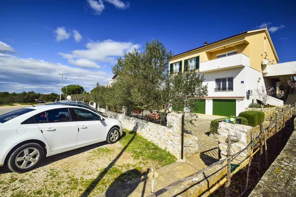 Amadrian Apartments Šibenik Eksteriør bilde
