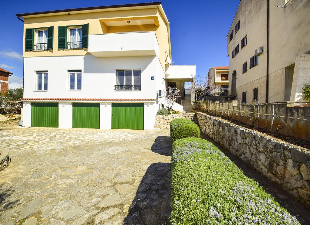 Amadrian Apartments Šibenik Eksteriør bilde