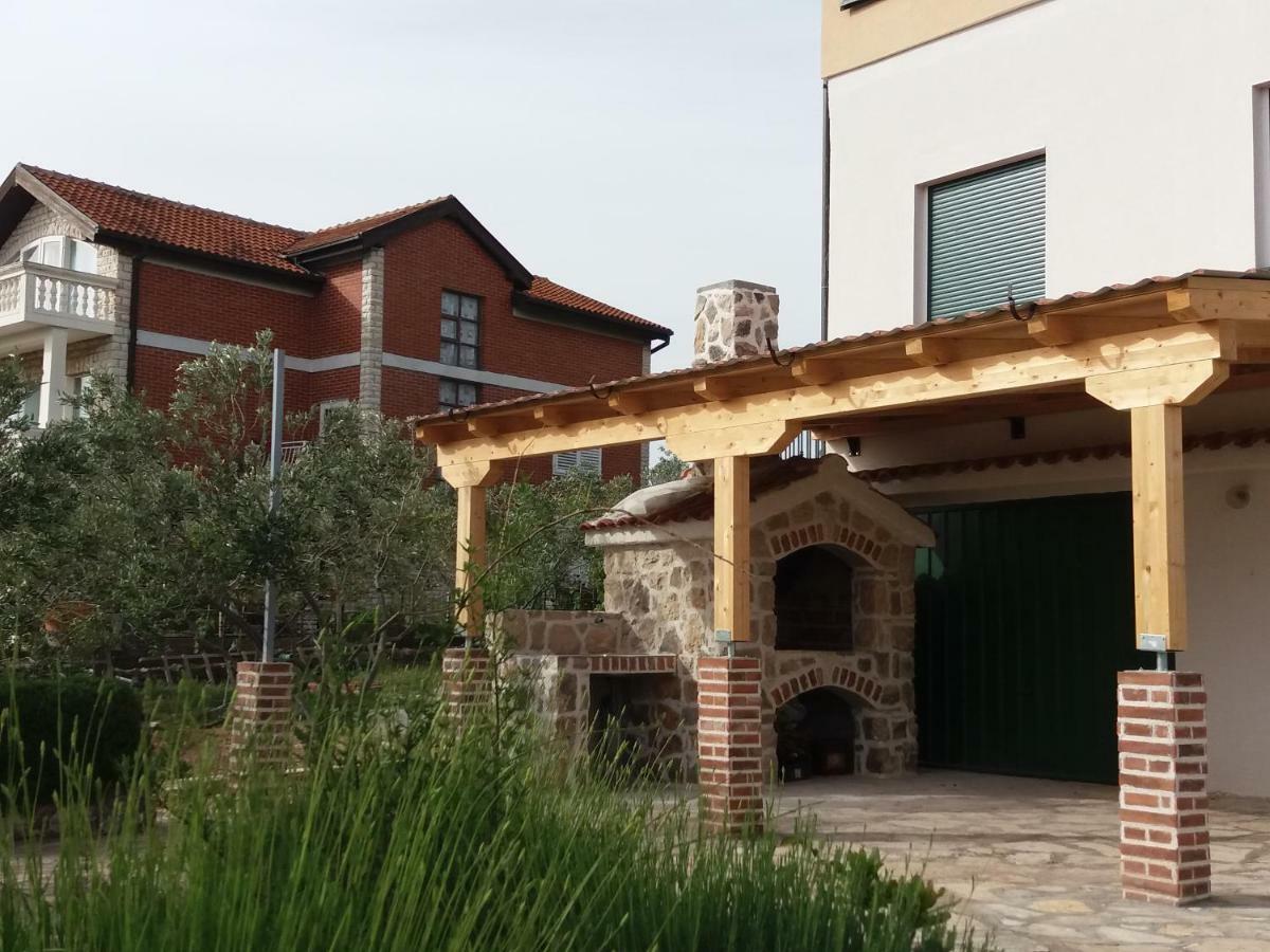 Amadrian Apartments Šibenik Eksteriør bilde